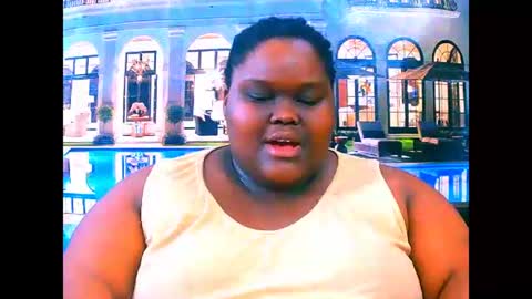 Snapshot of ebonyhotbuns4u2luv chatting on May 8, 2026, 7:25 am ebonyhotbuns4u2luv online show from May 8, 2026, 7:25 am