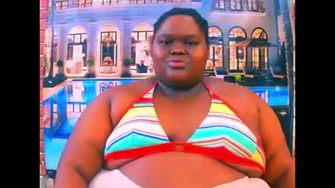 Snapshot of ebonyhotbuns4u2luv chatting on May 13, 2026, 7:00 pm ebonyhotbuns4u2luv online show from May 13, 2026, 7:00 pm