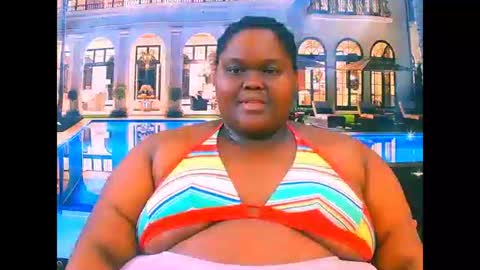 Snapshot of ebonyhotbuns4u2luv chatting on May 16, 2026, 10:52 pm ebonyhotbuns4u2luv online show from May 16, 2026, 10:52 pm