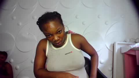Snapshot of ebonykissxx chatting on June 15, 2026, 10:39 am ebonykissxx online show from June 15, 2026, 10:39 am