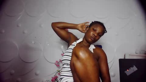 Snapshot of ebonykissxx chatting on June 15, 2026, 10:45 pm ebonykissxx online show from June 15, 2026, 10:45 pm