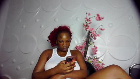 Snapshot of ebonykissxx chatting on July 10, 2026, 12:08 pm ebonykissxx online show from July 10, 2026, 12:08 pm