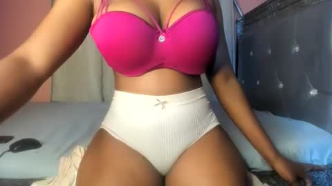 Snapshot of ebonysmiles00 chatting on May 10, 2026, 11:04 am ebonysmiles00 online show from May 10, 2026, 11:04 am