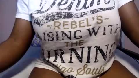 Snapshot of ebonysmiles00 chatting on May 31, 2026, 6:31 pm ebonysmiles00 online show from May 31, 2026, 6:31 pm