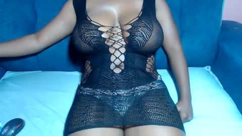 ebonysmiles00 online show from July 22, 2026, 8:06 am