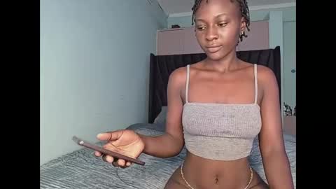 Skye online show from December 8, 2024, 2:09 pm