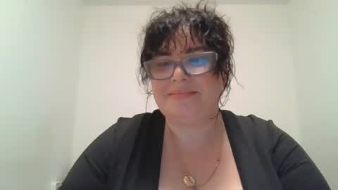 echo_dust online show from April 12, 2026, 7:41 pm