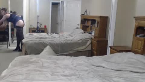 Josie Summers online show from June 26, 2026, 9:46 am