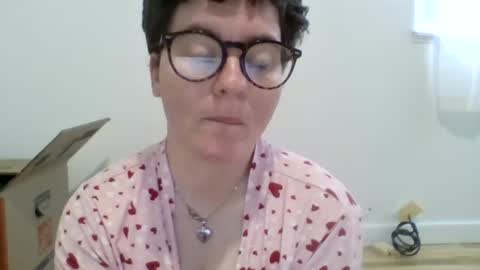 Snapshot of ectojelly chatting on July 16, 2026, 1:28 pm ectojelly online show from July 16, 2026, 1:28 pm