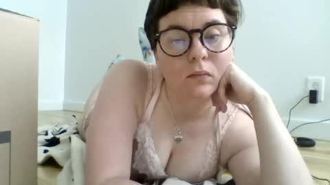 Snapshot of ectojelly chatting on July 23, 2026, 1:52 am ectojelly online show from July 23, 2026, 1:52 am