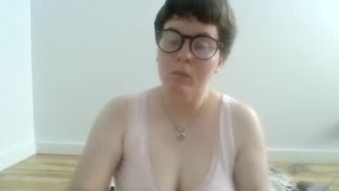 Snapshot of ectojelly chatting on August 1, 2026, 11:58 pm ectojelly online show from August 1, 2026, 11:58 pm