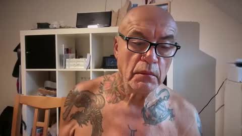 eddelmar online show from February 3, 2026, 7:57 am