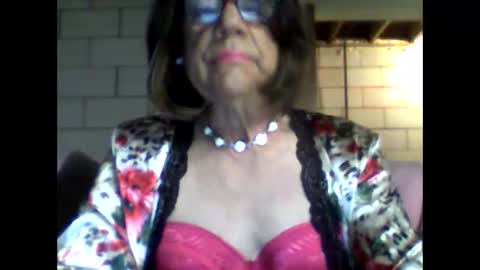 eddie595959 online show from December 24, 2024, 10:11 am