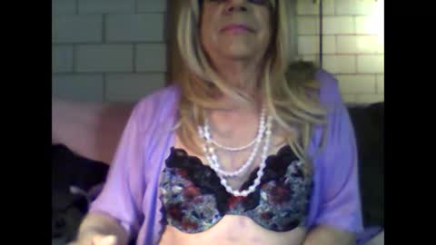 eddie595959 online show from February 17, 2026, 11:29 am