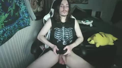 Snapshot of eddy815 chatting on July 1, 2026, 7:54 am eddy815 online show from July 1, 2026, 7:54 am
