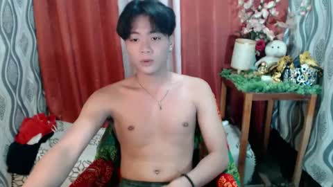 edelcum_xx online show from February 9, 2025, 1:03 pm