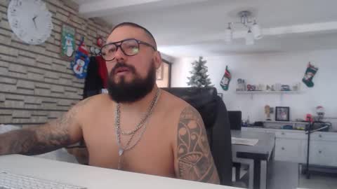 Snapshot of edgarram83 chatting on November 24, 2025, 7:24 pm edgarram83 online show from November 24, 2025, 7:24 pm