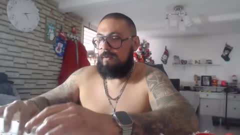 Snapshot of edgarram83 chatting on December 15, 2025, 8:24 pm edgarram83 online show from December 15, 2025, 8:24 pm