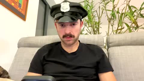 edge_guy online show from January 23, 2025, 7:40 pm