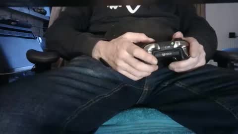 Snapshot of edged_biker chatting on February 16, 2026, 5:09 pm edged biker online show from February 16, 2026, 5:09 pm