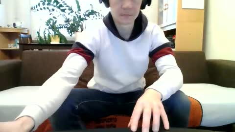 Snapshot of edgeplayer91 chatting on November 25, 2025, 8:58 am edgeplayer91 online show from November 25, 2025, 8:58 am