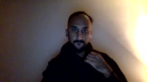 edgeuk1 online show from September 12, 2025, 8:53 pm