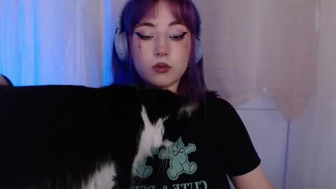 Snapshot of ediefris chatting on February 19, 2026, 1:29 pm fickle demon made of clumps of matter online show from February 19, 2026, 1:29 pm