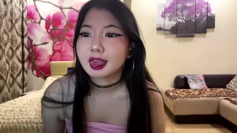 Eri online show from April 16, 2026, 5:25 pm