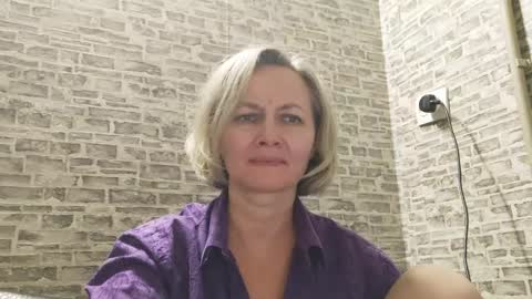 edithmanning online show from December 27, 2024, 1:50 pm