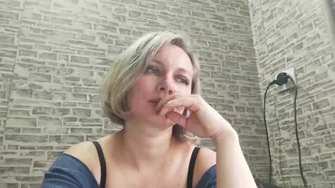 edithmanning online show from February 7, 2025, 8:55 am