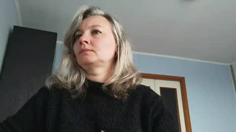 Snapshot of edithmanning chatting on April 26, 2026, 6:33 am edithmanning online show from April 26, 2026, 6:33 am