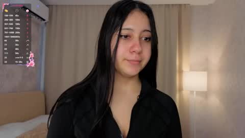 Reina online show from March 27, 2026, 7:14 am