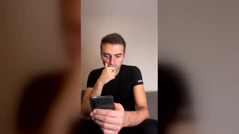 Eddy online show from December 14, 2025, 7:18 pm