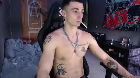 Snapshot of eduard_loveee chatting on September 9, 2025, 1:10 pm Eduar online show from September 9, 2025, 1:10 pm