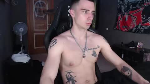 Snapshot of eduard_loveee chatting on June 12, 2026, 8:24 am Eduar online show from June 12, 2026, 8:24 am