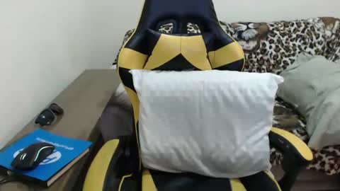 Snapshot of eduardobrain7 chatting on October 19, 2025, 4:46 am eduardobrain7 online show from October 19, 2025, 4:46 am