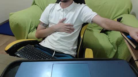 Snapshot of eduardobrain7 chatting on December 15, 2025, 3:00 am eduardobrain7 online show from December 15, 2025, 3:00 am