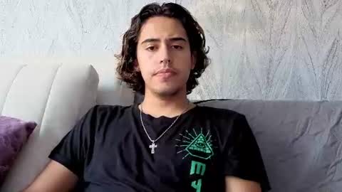 Snapshot of edward_51 chatting on July 16, 2026, 11:16 am Edward online show from July 16, 2026, 11:16 am