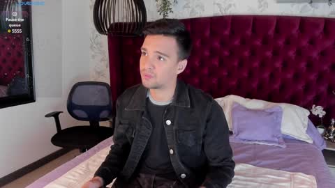 Eduardo online show from January 10, 2025, 3:39 am