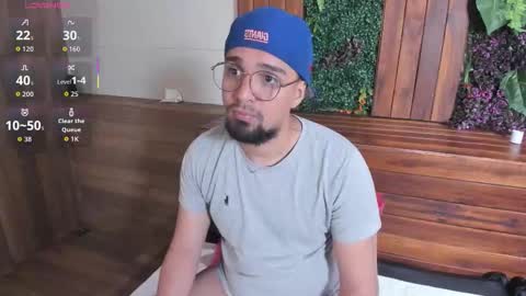 Snapshot of edward_maxx chatting on March 25, 2026, 3:45 am Eduardo online show from March 25, 2026, 3:45 am