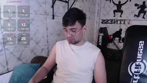 Snapshot of edward_maxx chatting on April 6, 2026, 3:37 am Eduardo online show from April 6, 2026, 3:37 am