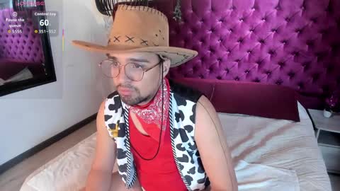 Snapshot of edward_maxx chatting on April 12, 2026, 3:11 am Eduardo online show from April 12, 2026, 3:11 am