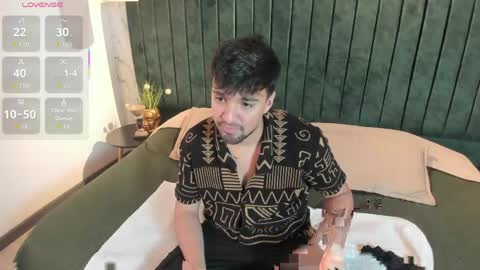 Snapshot of edward_maxx chatting on April 14, 2026, 3:34 am Eduardo online show from April 14, 2026, 3:34 am