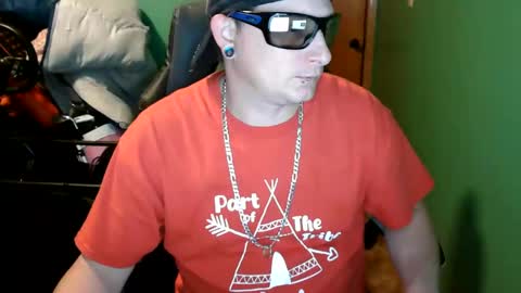 edwardaims_2please online show from June 3, 2026, 1:52 am