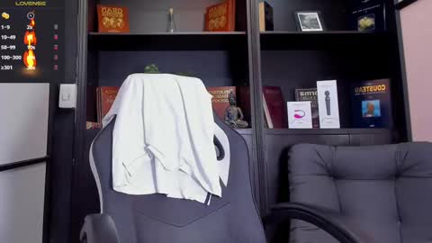 Edward Ross online show from September 9, 2025, 8:30 pm