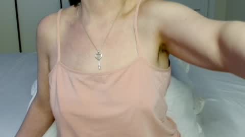 eelena4kiss online show from May 30, 2026, 8:28 pm