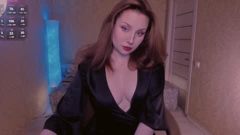 eesmaaarr online show from January 28, 2025, 9:50 pm