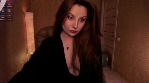 Snapshot of eesmaaarr chatting on February 3, 2026, 11:10 pm eesmaaarr online show from February 3, 2026, 11:10 pm