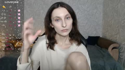 Snapshot of effy_gray chatting on November 22, 2025, 5:06 am Anna online show from November 22, 2025, 5:06 am