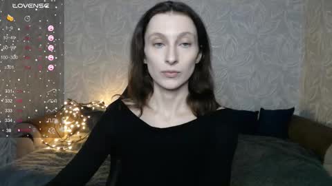 Snapshot of effy_gray chatting on November 23, 2025, 5:07 am Anna online show from November 23, 2025, 5:07 am